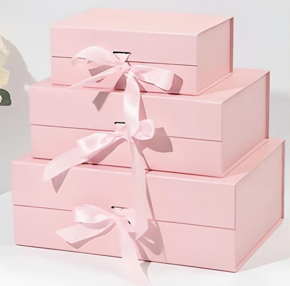 Personalized Luxury Gift Box - Perfect for Every Occasion