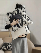 Elegant Plush Throw Pillow Cover for Cozy Living Spaces