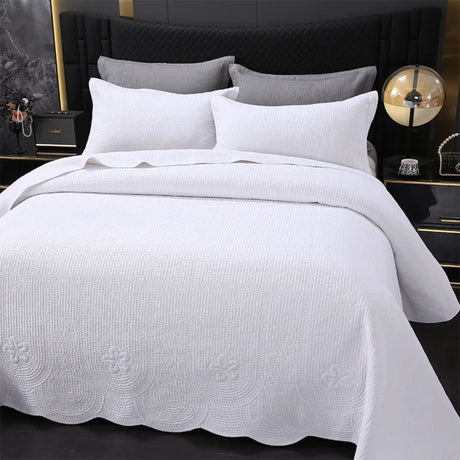 JULIA 3 Pieces Solid Color Embroidered Quilt Set