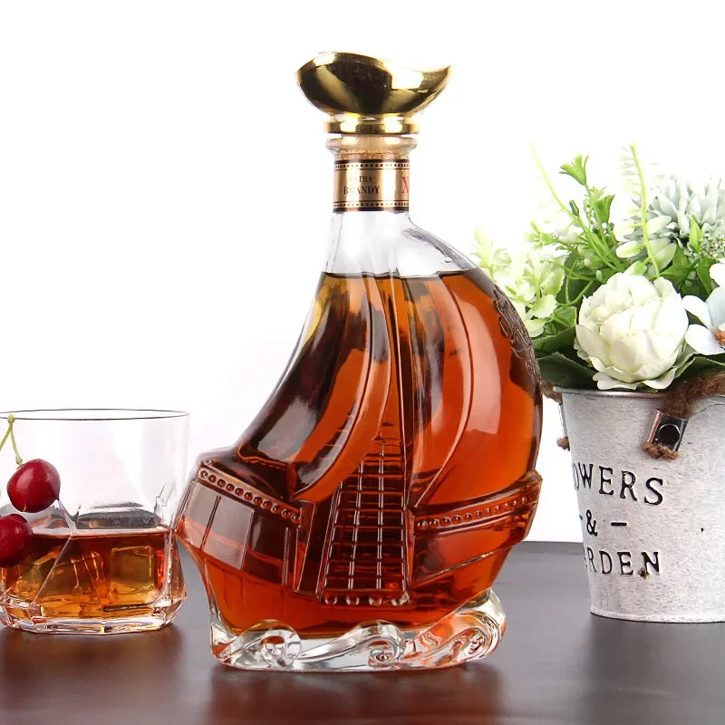 Grape Beer Container Whiskey Decanter with Lid