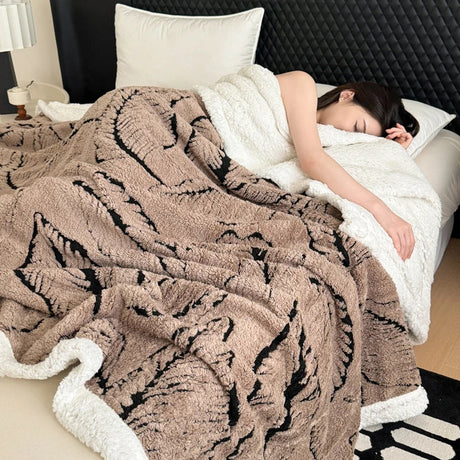 Super Thick Blanket for Winter Warm Lamb Fleece Plaids for Sofa Single/Queen/King Leaves Printed Bedspread Winter Thow Blanket Julia M LifeStyles