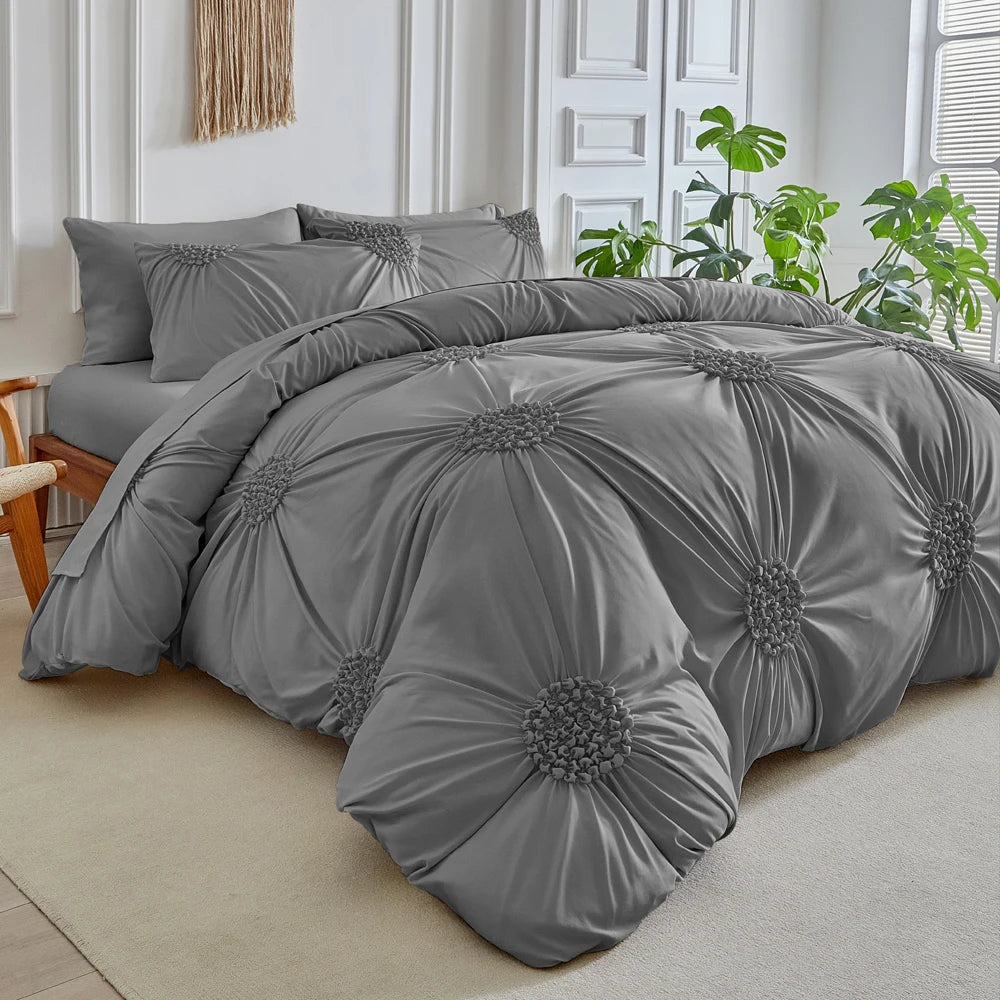 Three-dimensional Pleated Flowers Bedding Set Queen Simple Duvet Cover Set King Blanket Cover and Pillowcases Comforter Covers
