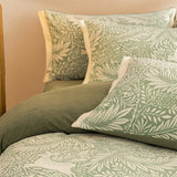 High-end Thickened Milk Fleece Carving Four-piece Skin-friendly Three-dimensional Jacquard Bedding Kit