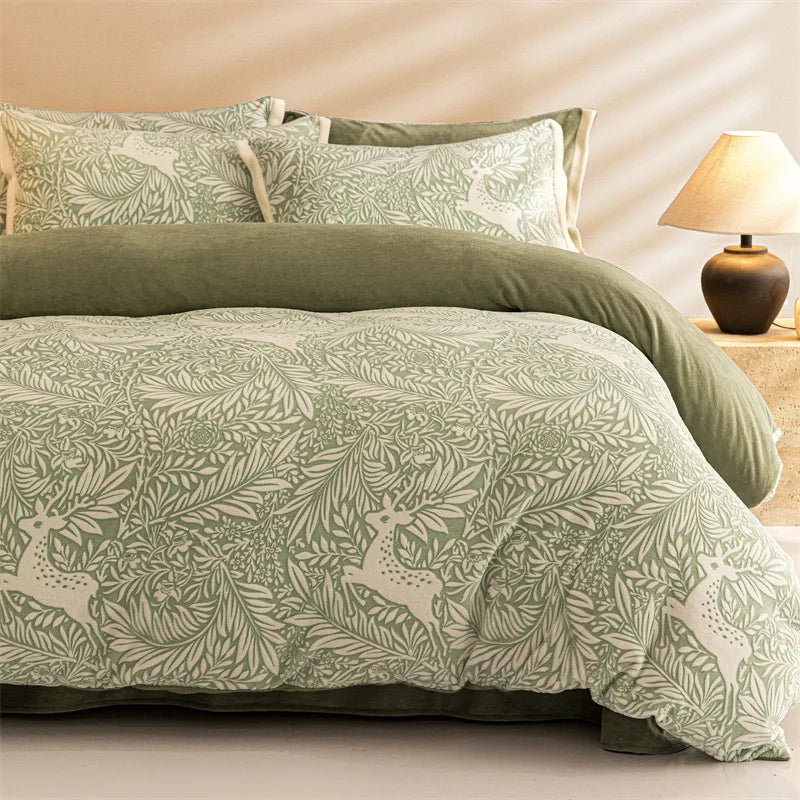 High-end Thickened Milk Fleece Carving Four-piece Skin-friendly Three-dimensional Jacquard Bedding Kit