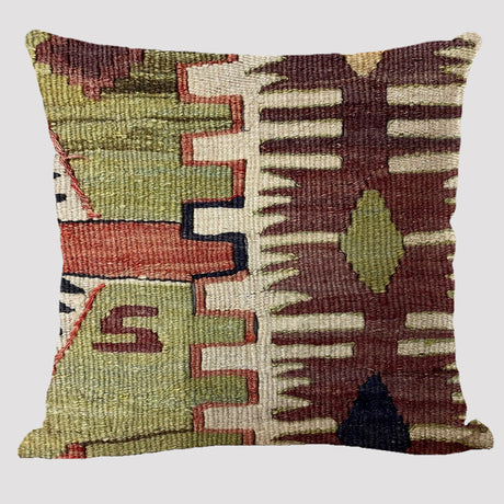 Bohemian Elegance: Linen Pillowcase in Ethnic Style