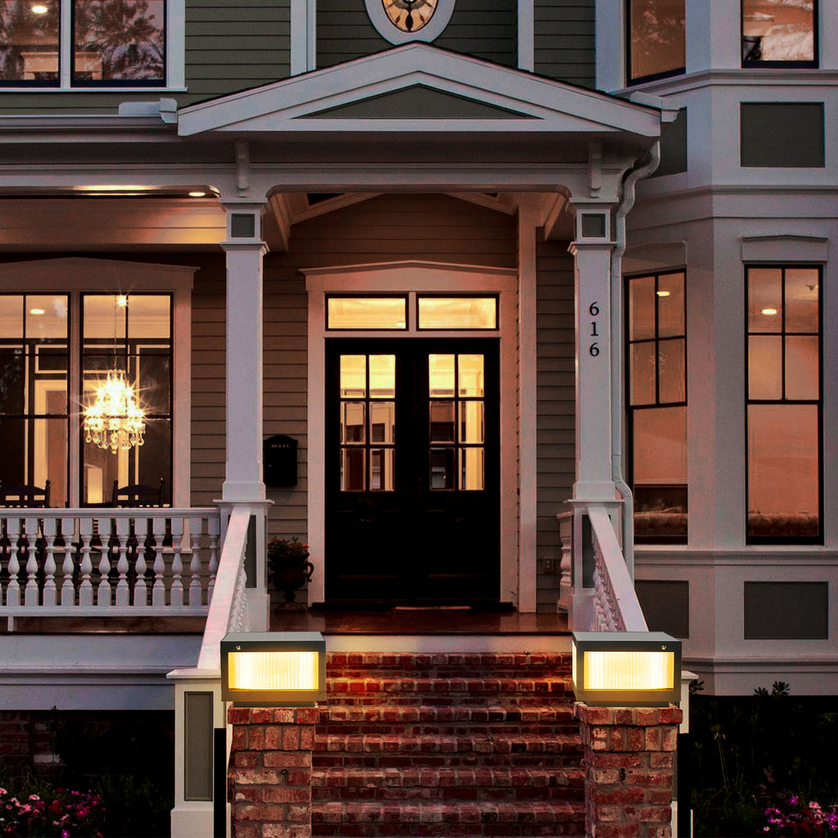 12-Inch Black Solar Powered LED Post Cap Light - Elegant Modern Outdoor Lighting Solution