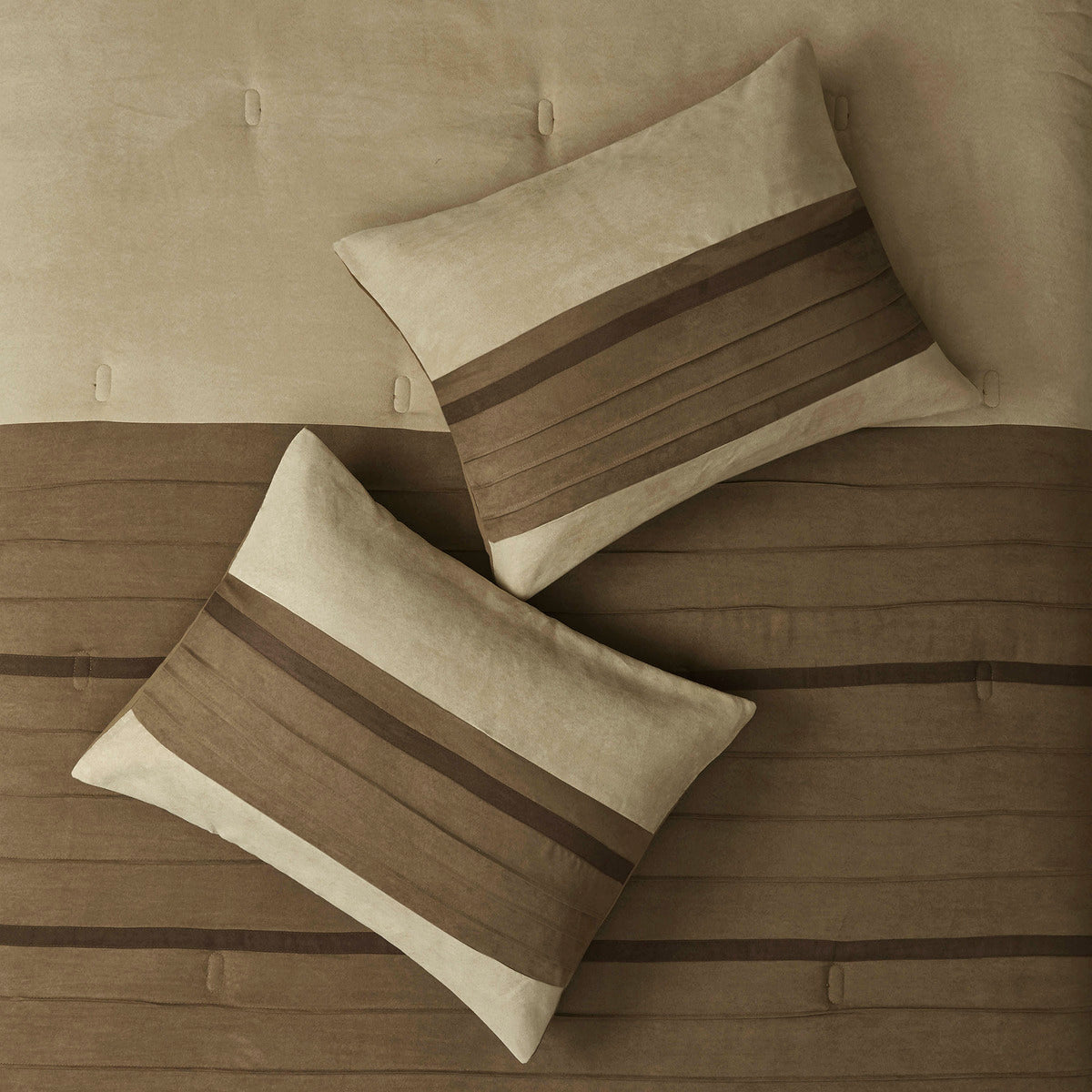 Luxurious 7 PC Pieced Faux Suede Comforter Set in Natural for Queen Size Beds