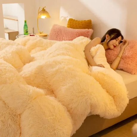 Double Thick Soft Blankets - Made of Luxurious Sheep Wool - Julia M LifeStyles