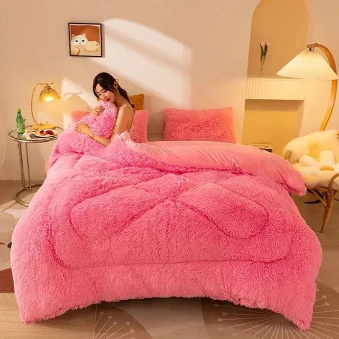 Double Thick Soft Blankets - Made of Luxurious Sheep Wool - Julia M LifeStyles