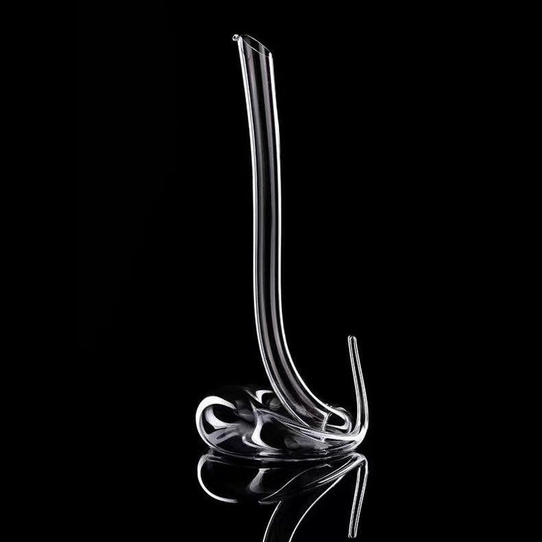 High-grade Crystal Snake-shaped Wine Decanter