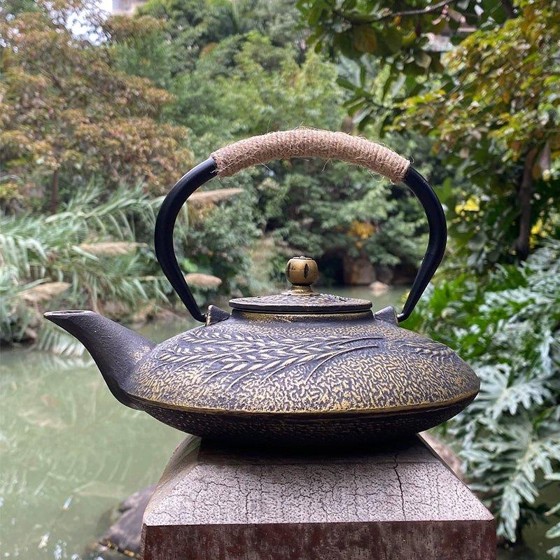 Southern Iron Handmade Japanese-Style Cast Iron Teapot - Retro Design - Julia M LifeStyles
