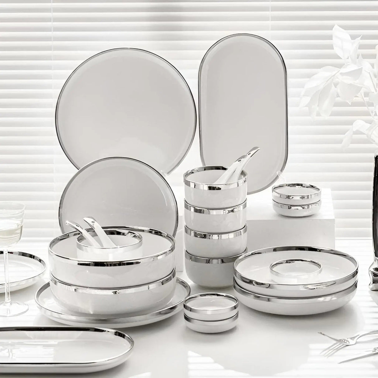 Elegant Silver-Edged Ceramic Dinner Set - Julia M LifeStyles