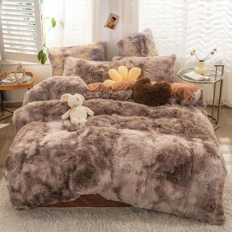 Cozy Nordic Plush Bedding Set - Julia M LifeStyles