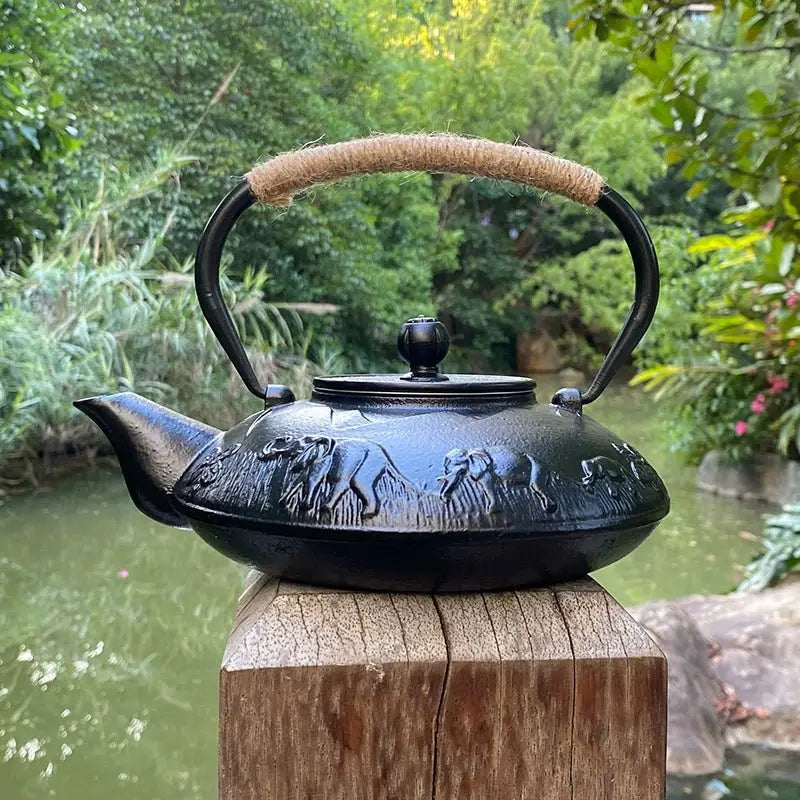 Southern Iron Handmade Japanese-Style Cast Iron Teapot - Retro Design - Julia M LifeStyles