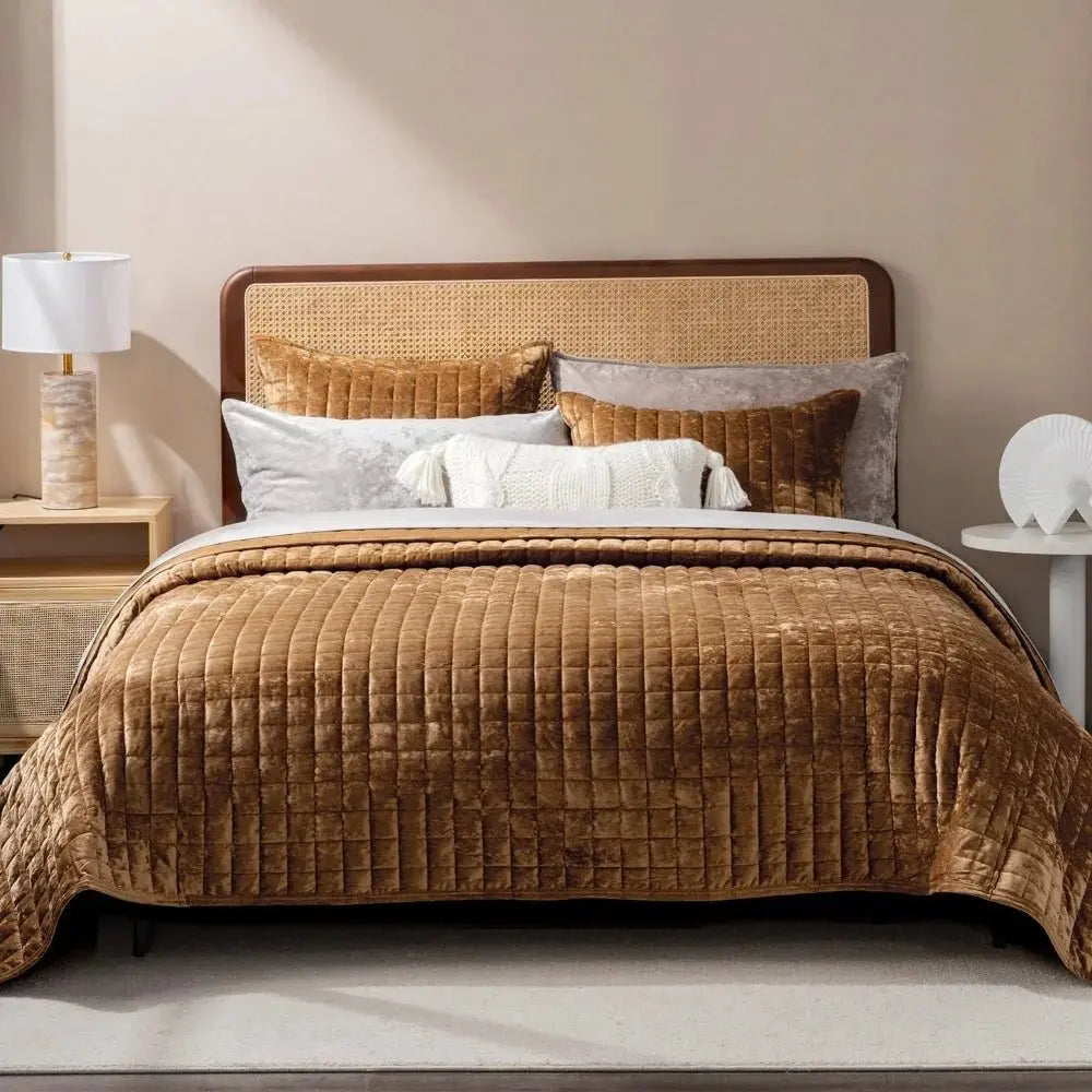Velvet Quilt King Size, Luxury Velvet Bedding Set,Lightweight Comforter Set, Velvets Bedspread Coverlet with 2 Pillow,Gold - Julia M LifeStyles