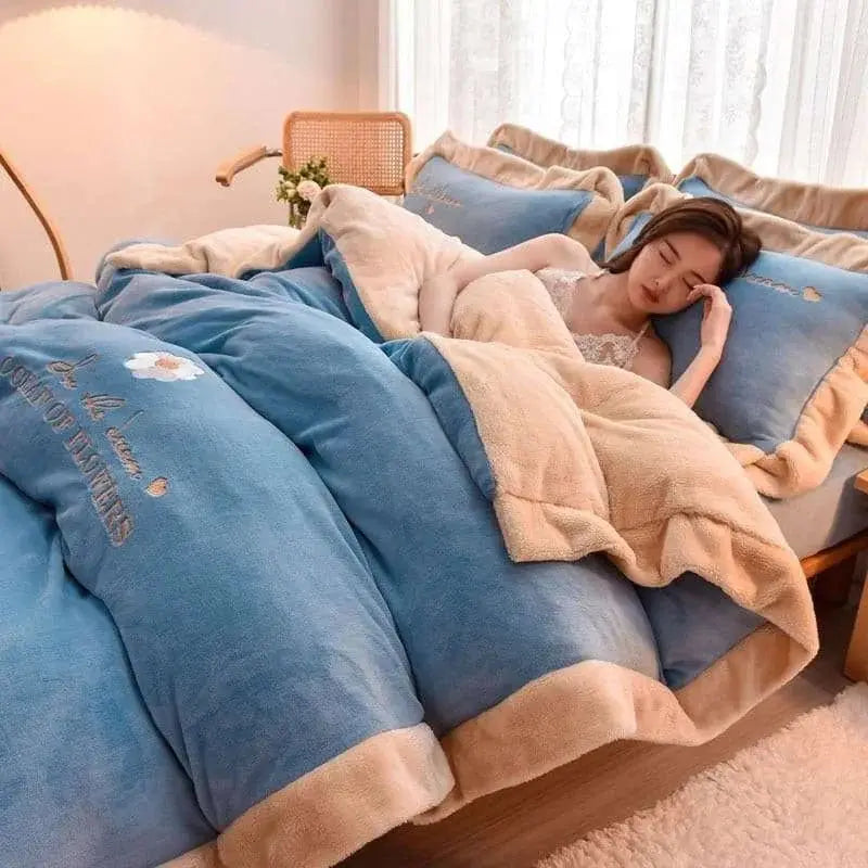 Luxurious Winter Bliss Velvet Duvet Cover Set - Julia M LifeStyles