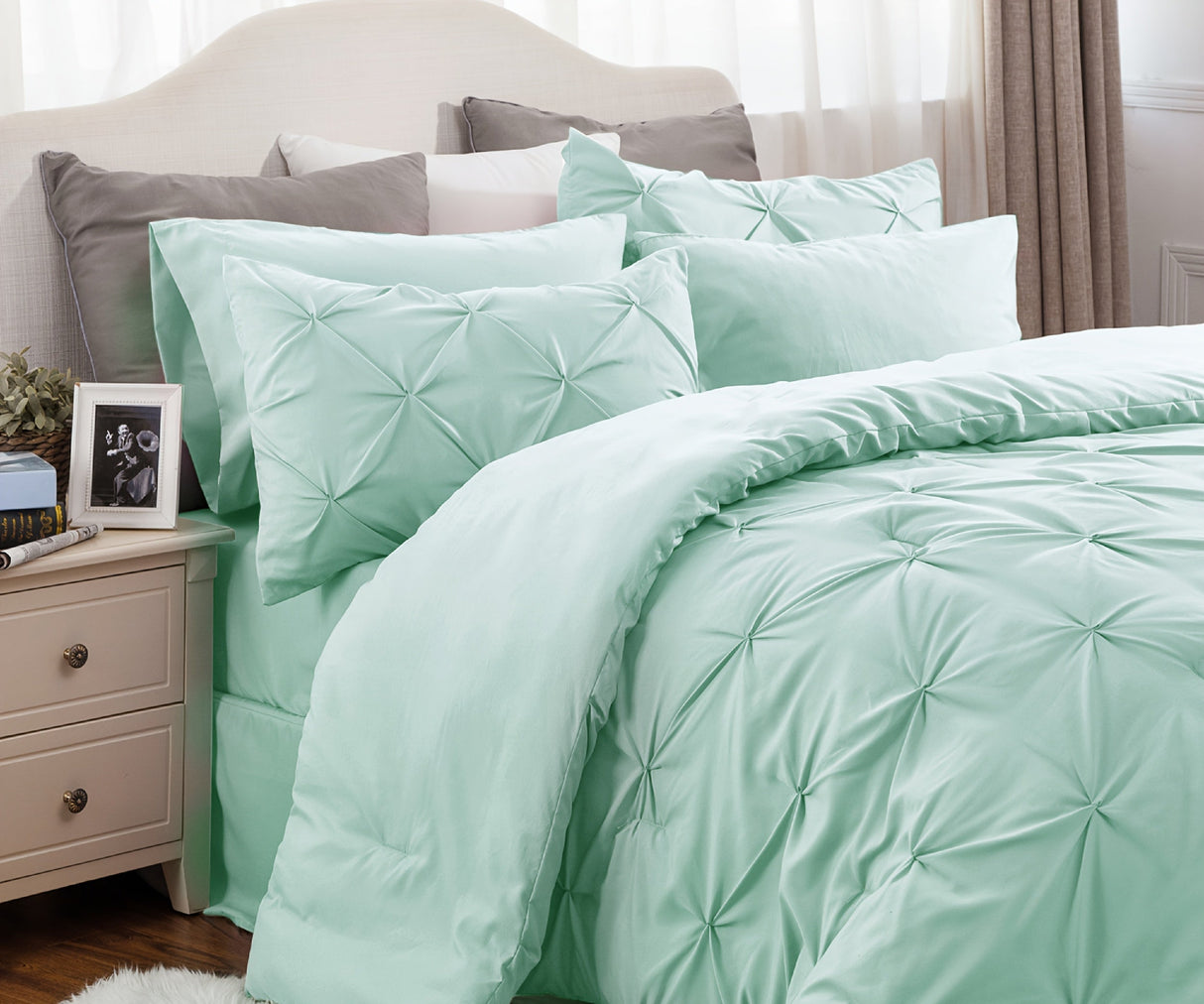 Cozy Pinch Pleat 5/7pcs Comforter Set by Bedsure Julia M LifeStyles