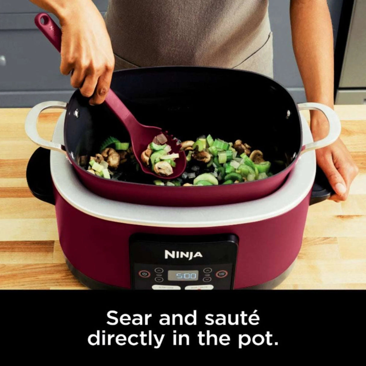 8.5 Quart Slow Cooker, Glass Lid & Integrated Spoon, Nonstick, Oven Safe Pot To 500°F, Multi-Slow Cooker - Julia M LifeStyles